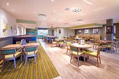 Premier Inn Basingstoke Town Centre