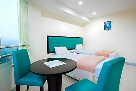 Super Deluxe Sea View