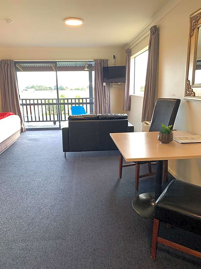 Haast River Motels & Holiday Park