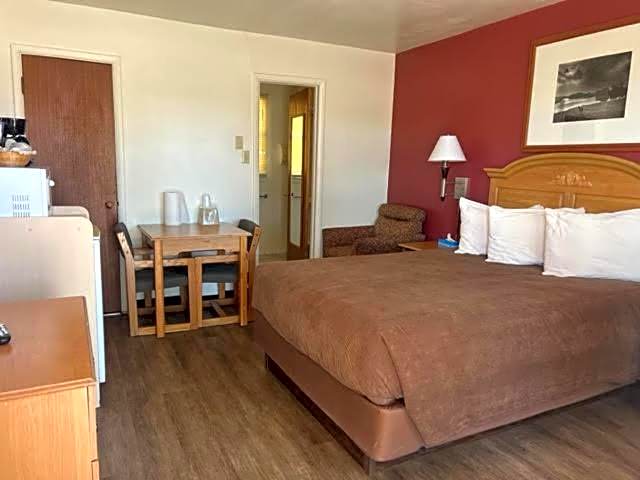 Auto Inn Motel & RV Park