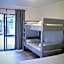 Hugo & Carters Backpackers & Motel