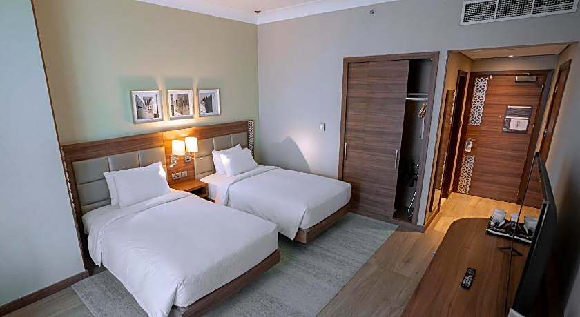 Hilton Garden Inn Dubai Al Muraqabat