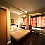 Blue Velvet Hotel -CM Recto