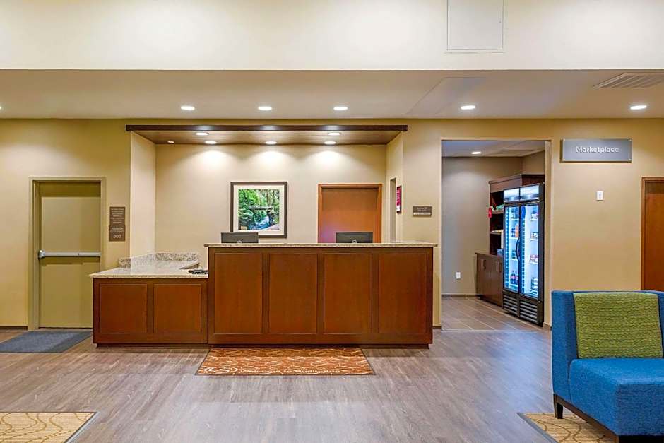 Comfort Suites Burlington near I-5