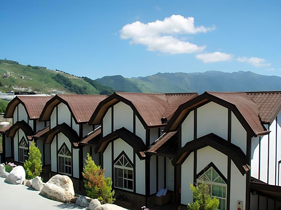 Sea of Clouds Vacation Villa I