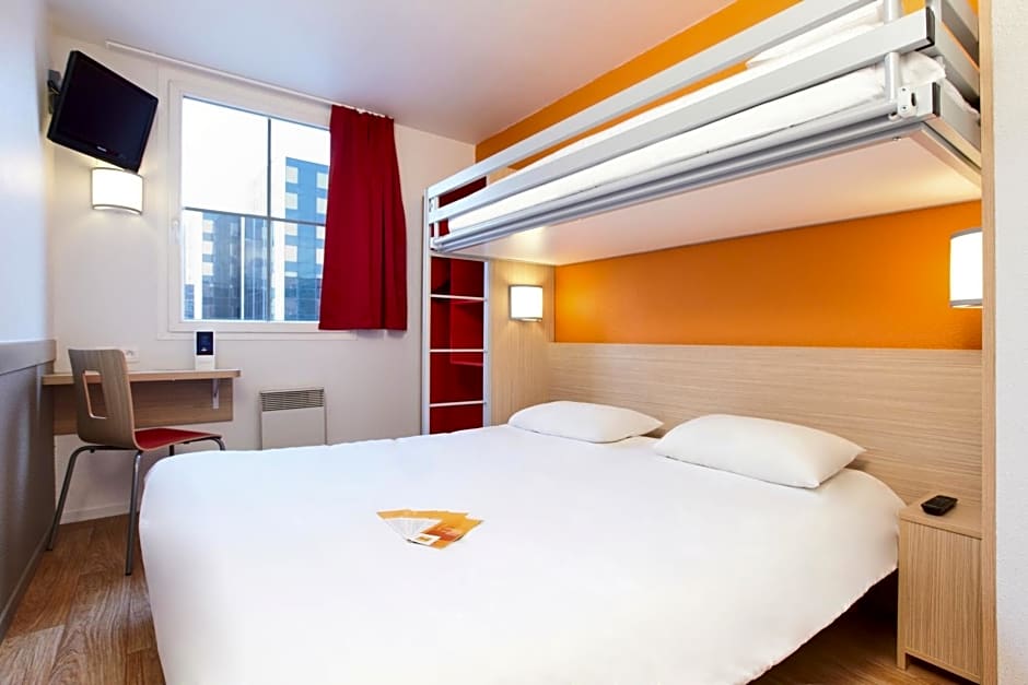 Premiere Classe Paris Ouest - Pont de Suresnes Hotel