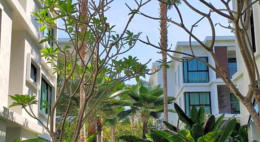 The Title Beach Front