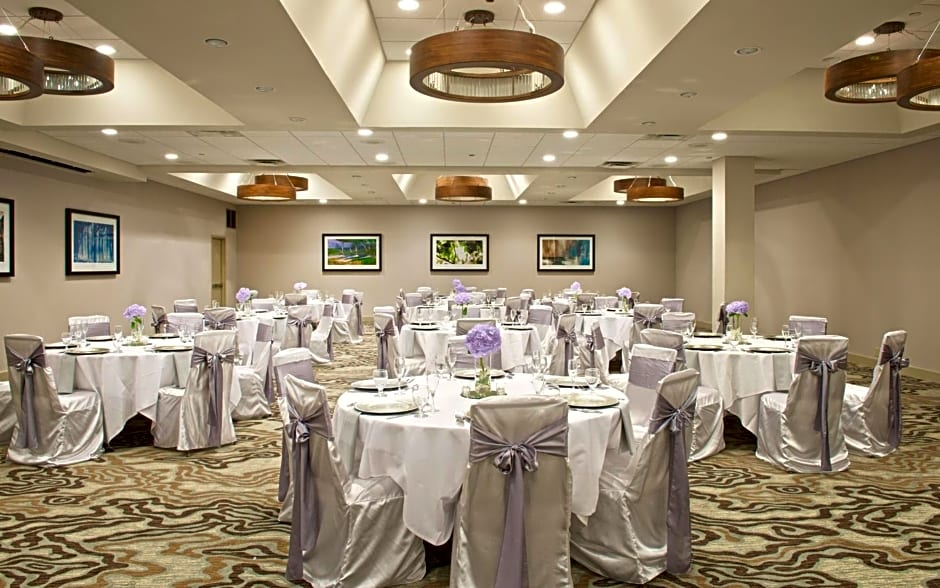 Embassy Suites by Hilton Cincinnati Northeast Blue Ash
