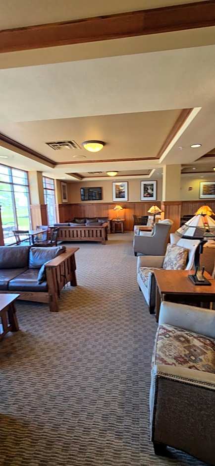 Canal Park Lodge