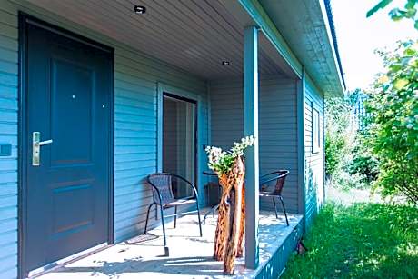 Grey house No.10, calm beach, playground, BBQ