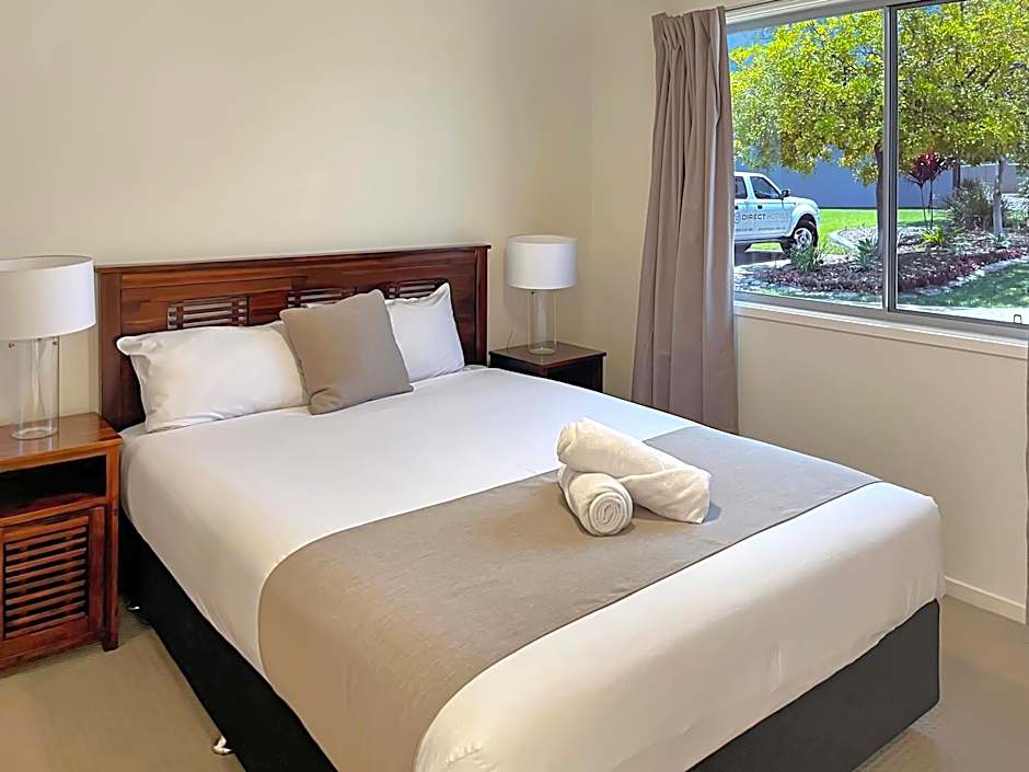 Direct Collective - Villas on Rivergum