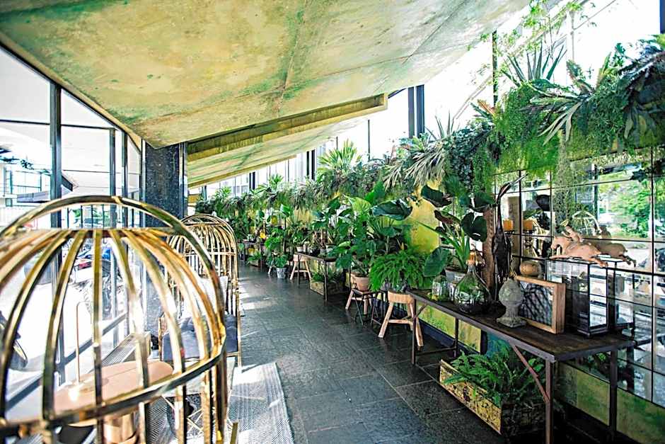 Apollo Hotel Amsterdam, a Tribute Portfolio Hotel