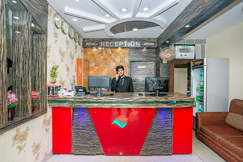 OYO 436 Emirates Suites