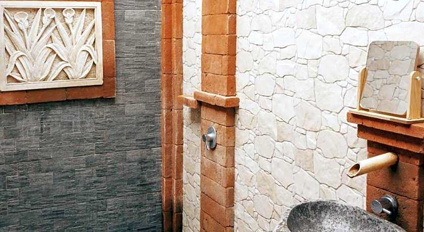 Camaradvipa Retreat Munduk