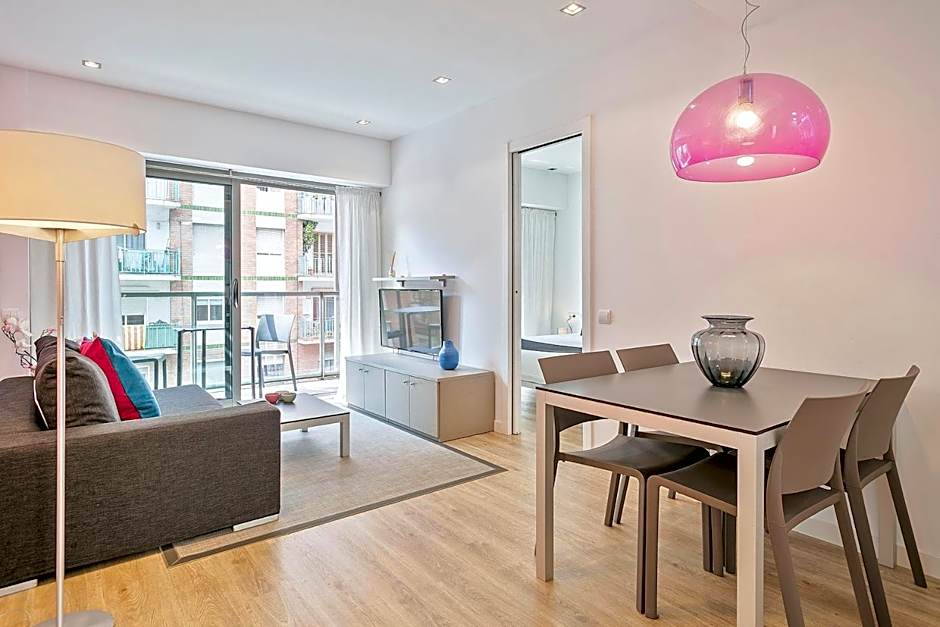 Lugaris Rambla Apartments