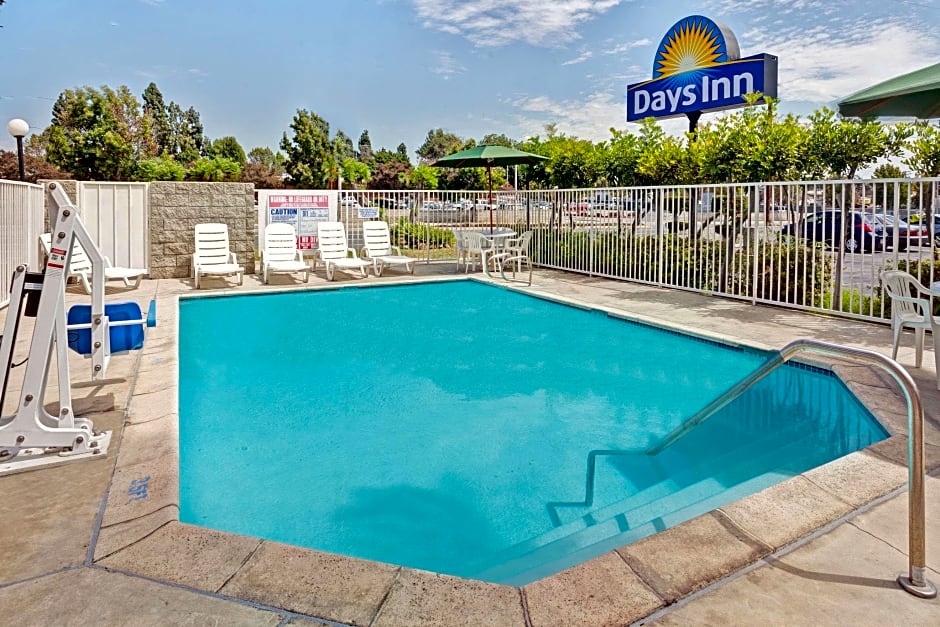 Days Inn by Wyndham Whittier Los Angeles