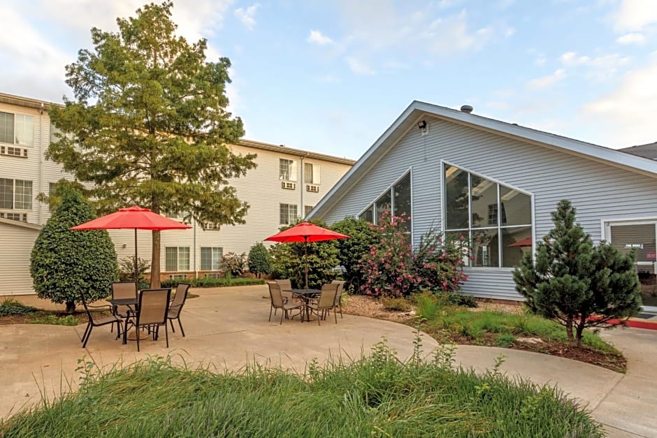 Branson Towers Hotel