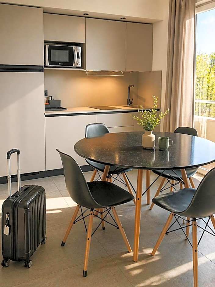 Amare Suite & Apartments