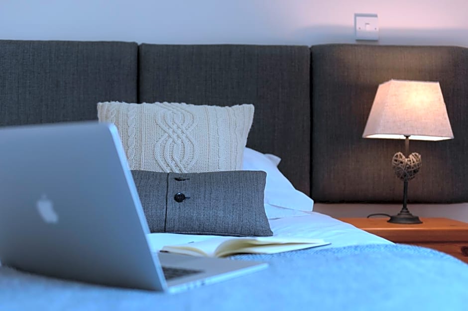 The Red Lion, Barn Accommodation