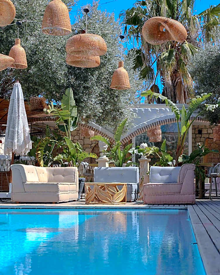 Rupa Otel Alacatı- Adults Only