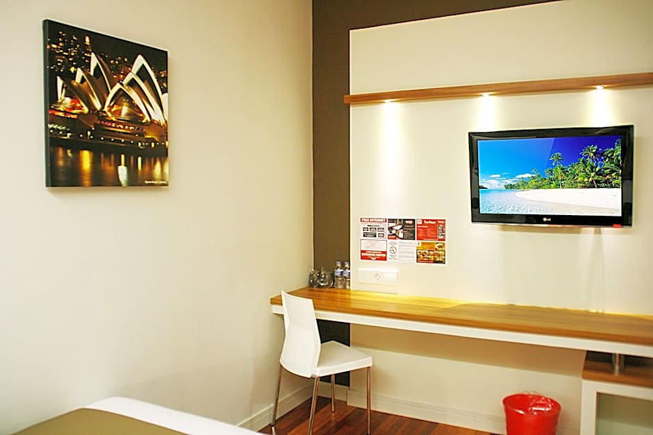 Life Hotel Sudirman Surabaya