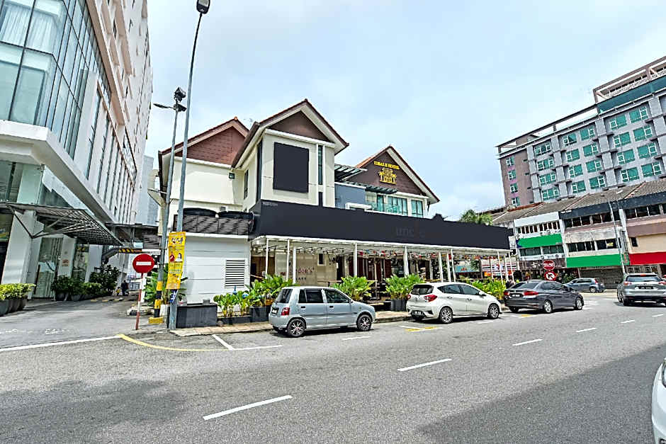 Townhouse Oak Melaka Near Dataran Pahlawan Formerly Ideals Hotel