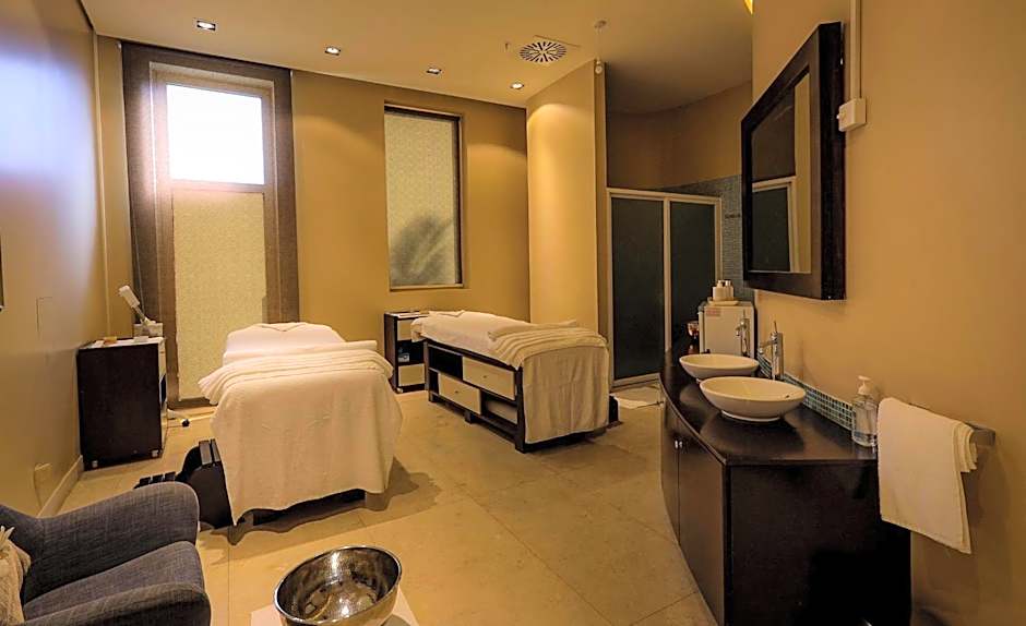 Radisson Blu Hotel & Convention Centre Kigali