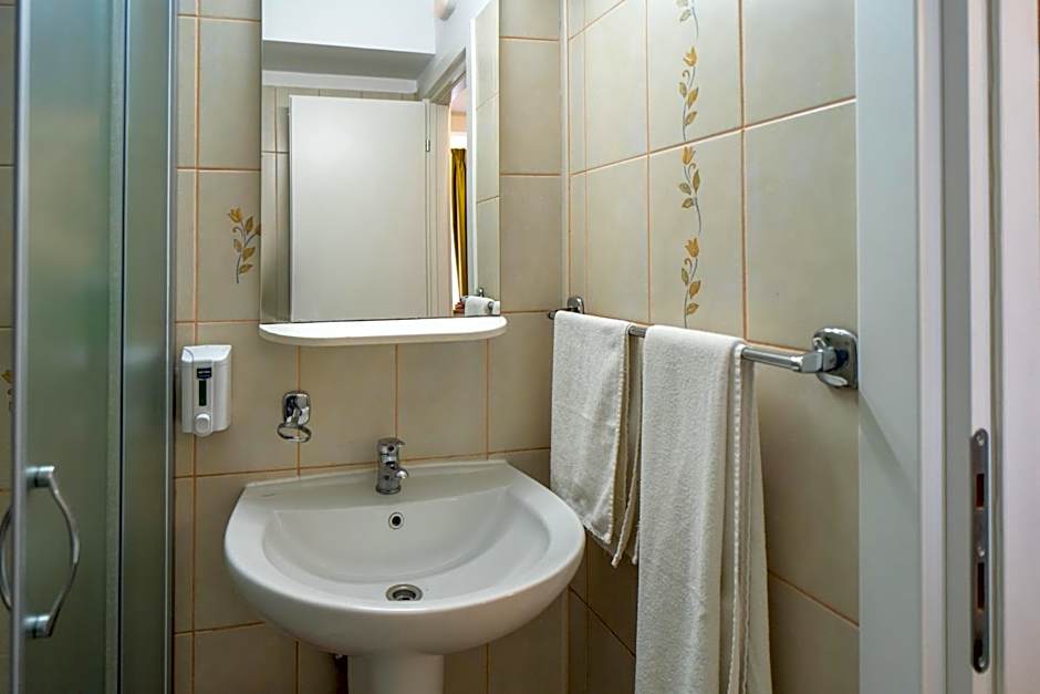 City Hotel Bucharest