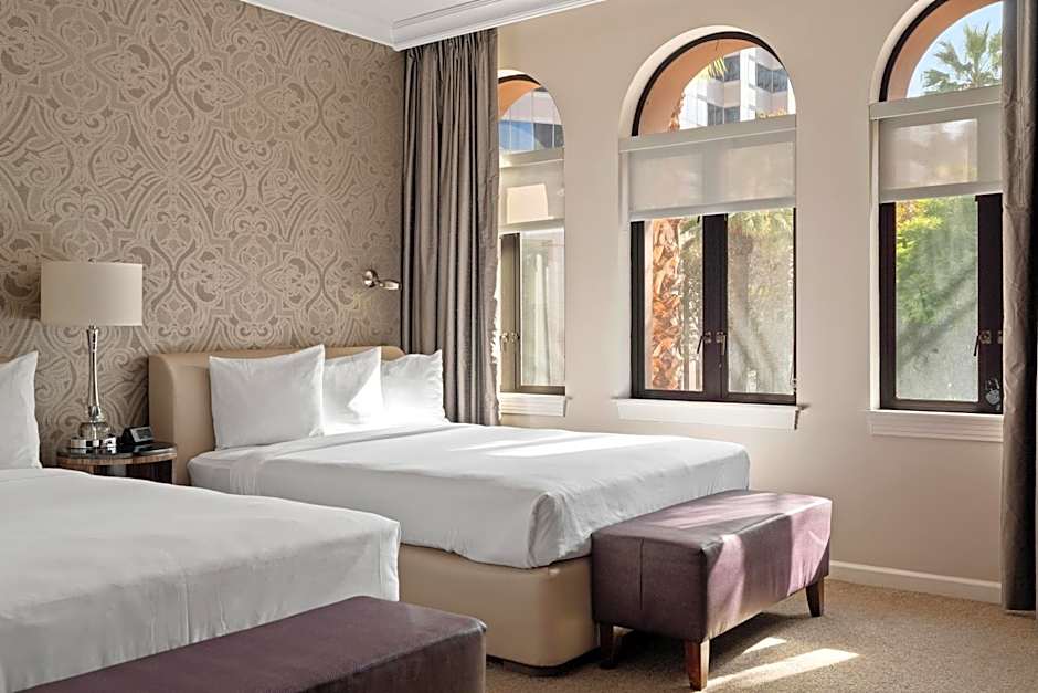 Hotel De Anza