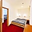 Fry House Hostel - 15min to Dworzec Zachodni, 5min to Klub Progresja