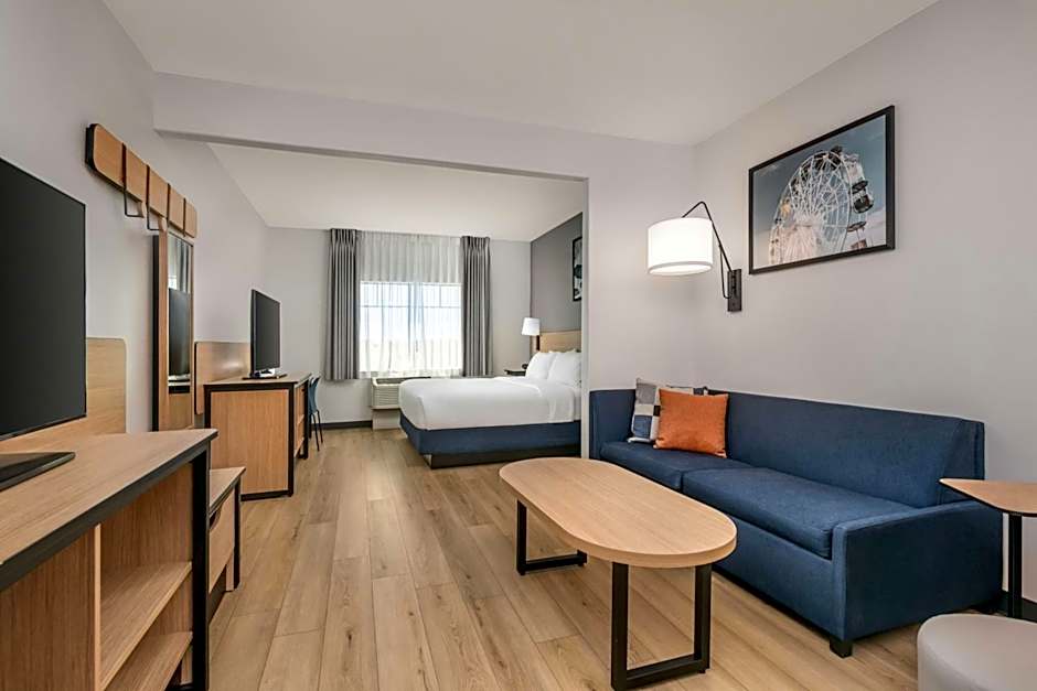 City Express by Marriott Spring