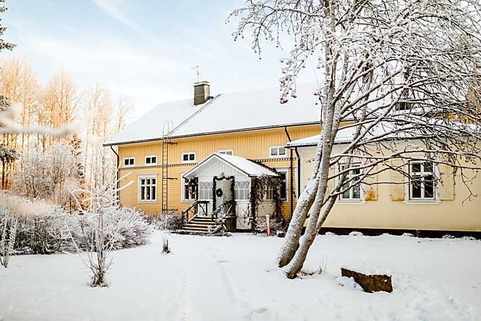 Salaisen Puutarhan Majatalo