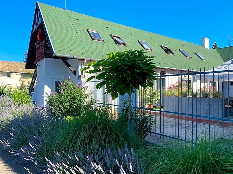 MiLLER's Inn Panzió és Étterem