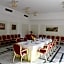 Falaj Daris Hotel