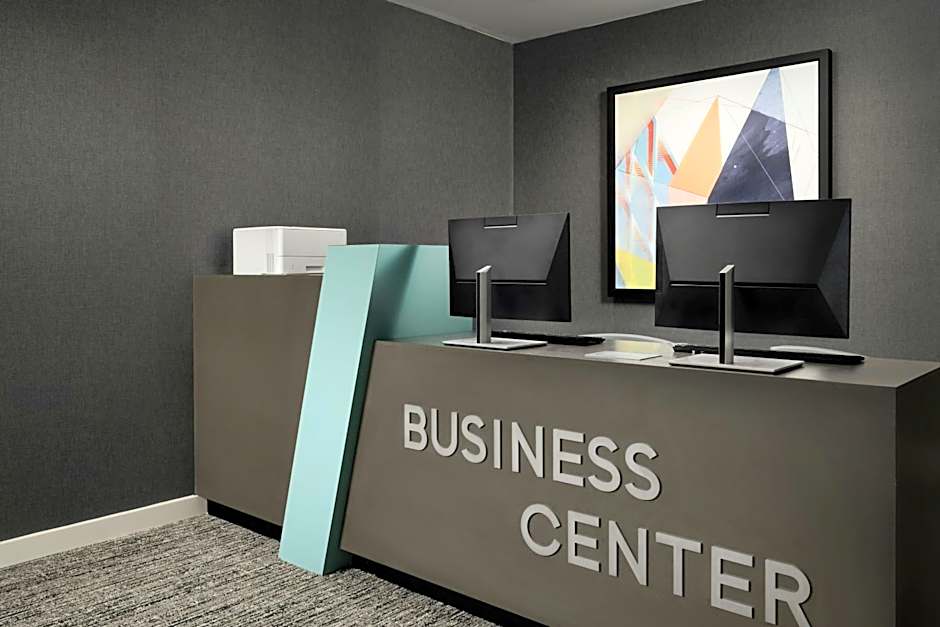 Aloft Seattle Redmond