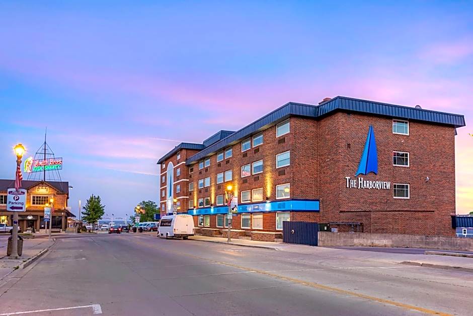 The Harborview on Lake Michigan, an Ascend Collection Hotel