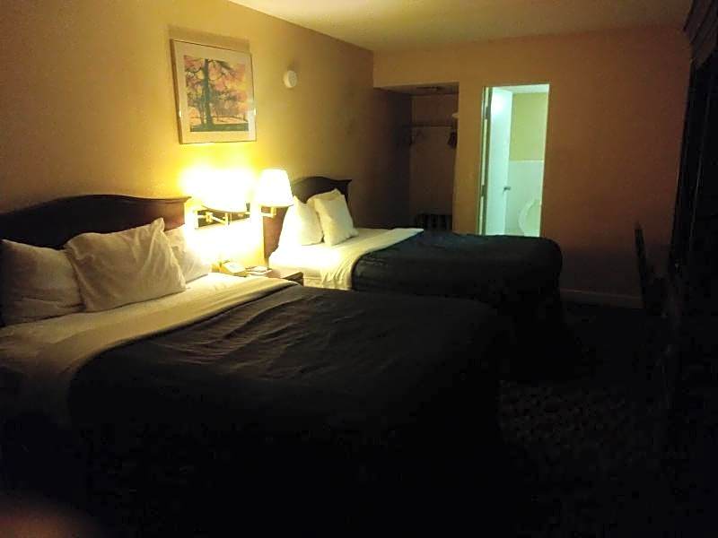Days Inn by Wyndham Hot Springs