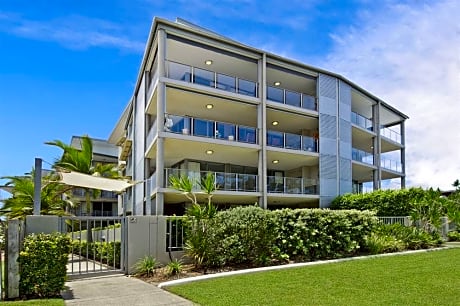 On The Bay Resort - Bribie Island