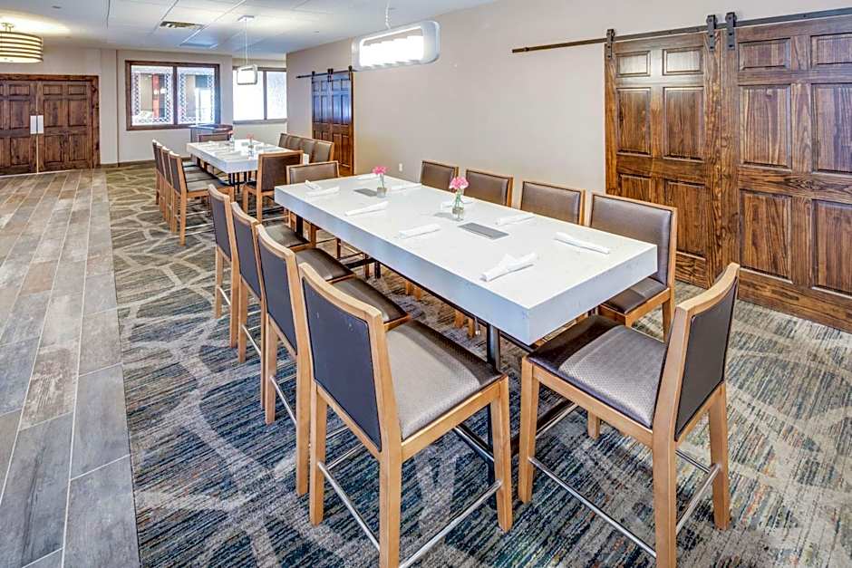 DoubleTree by Hilton Huntington, WV