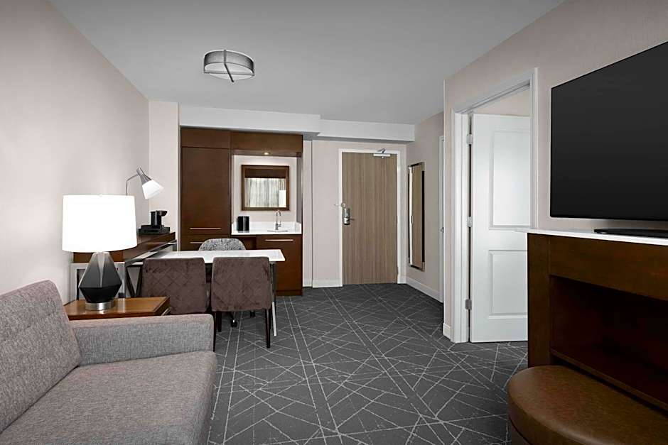 Embassy Suites By Hilton Kennesaw