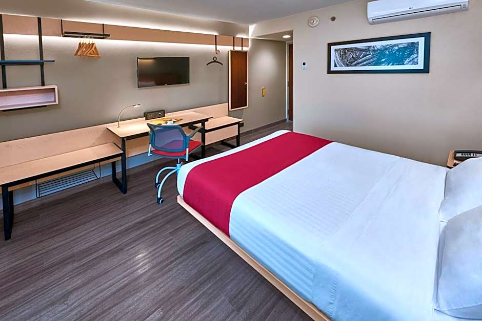 City Express by Marriott La Paz