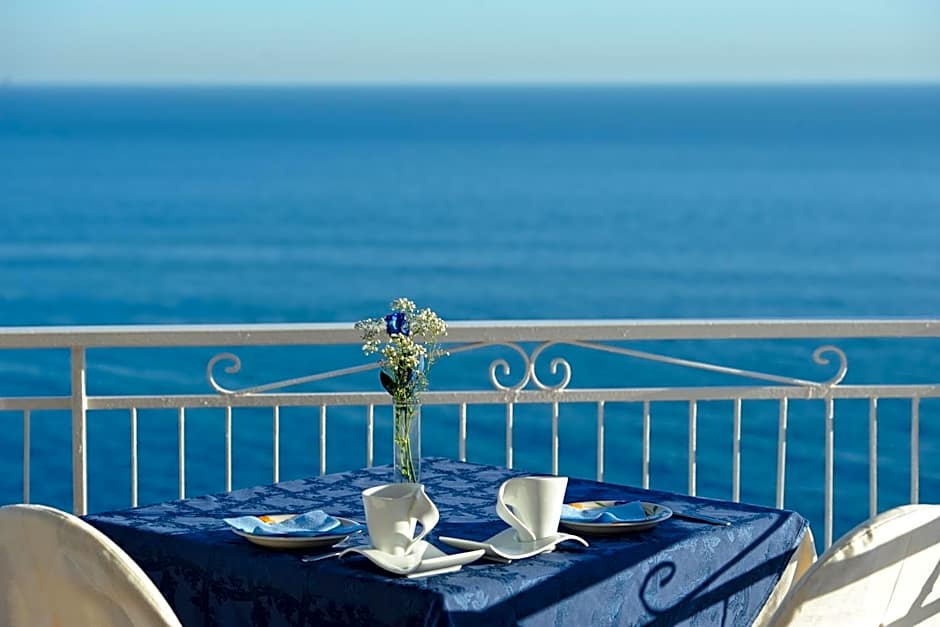 Hotel Torre Saracena