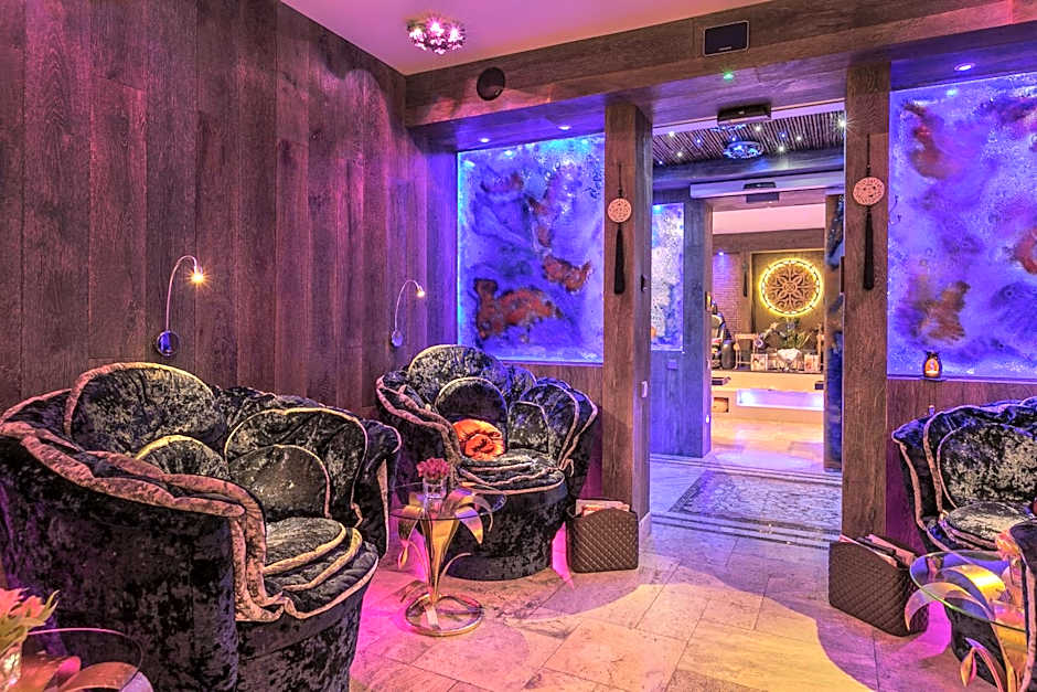 Mała Anglia Deluxe Rooms & SPA