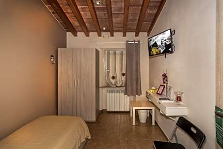 Single Room with Private Bathroom