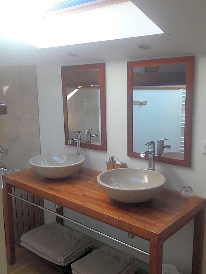 Chambres d'Hotes "LE CALME"