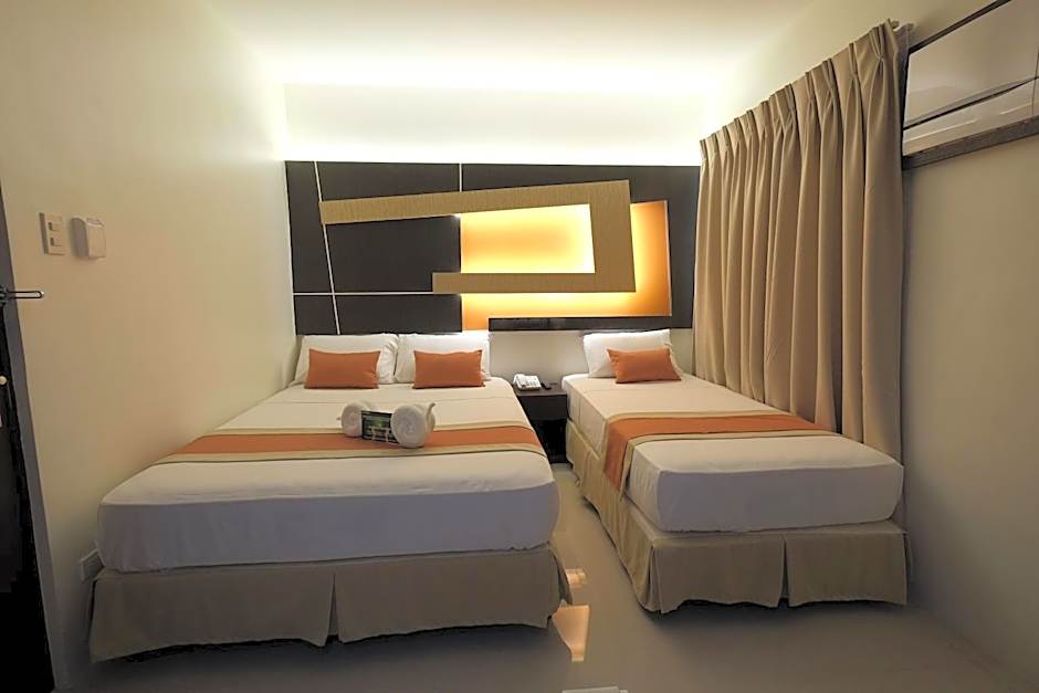 Southpole Central Hotel