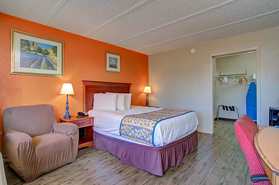 Americas Best Value Inn - Laredo