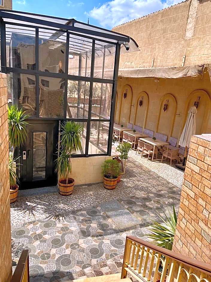 Gamaleya Boutique Hotel