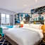 Caravel Hotel