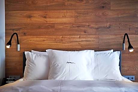 Suite with City View